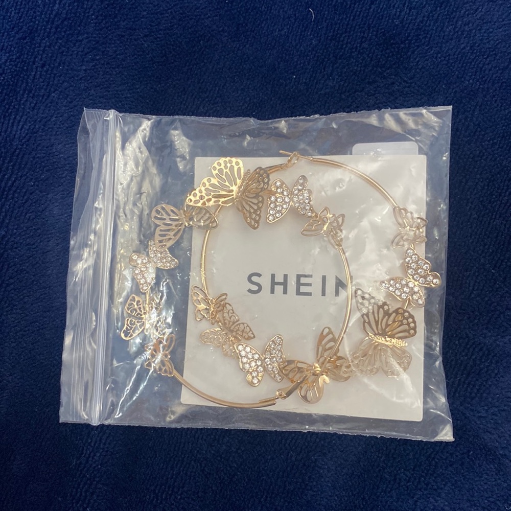 Gold Butterfly Hoop Earrings